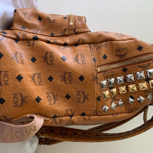 MCM Medium Backpack - Cognac main image 9